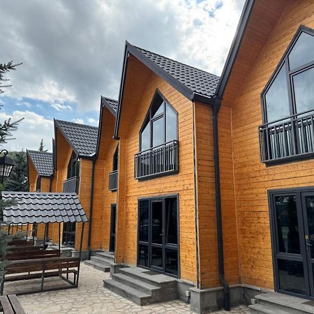Everest Rest House تساجكادزور المظهر الخارجي الصورة