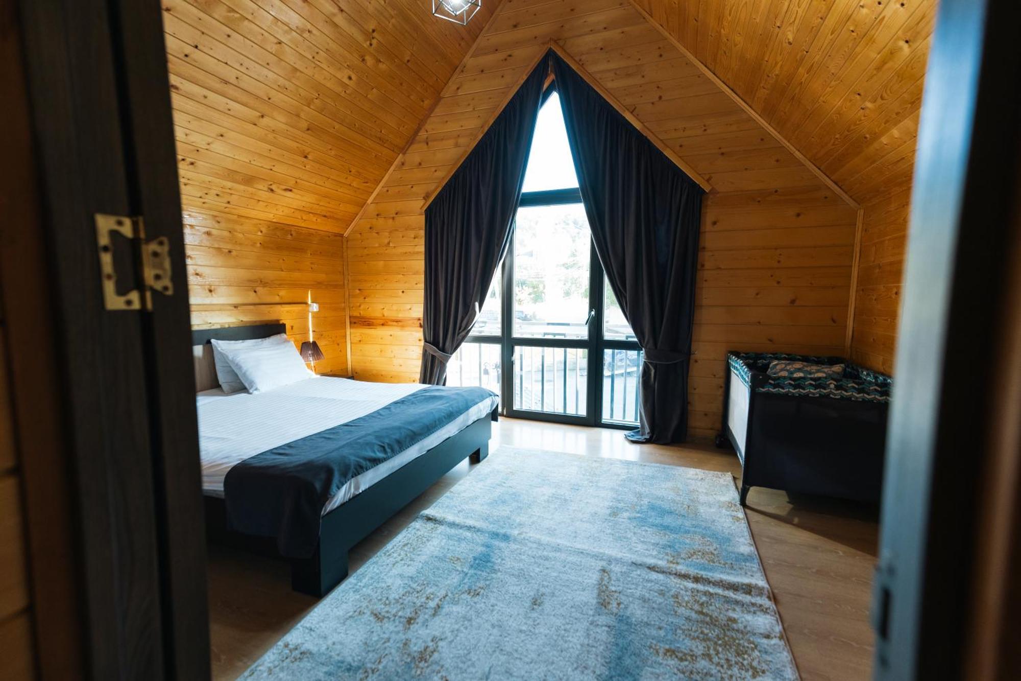 Everest Rest House تساجكادزور المظهر الخارجي الصورة