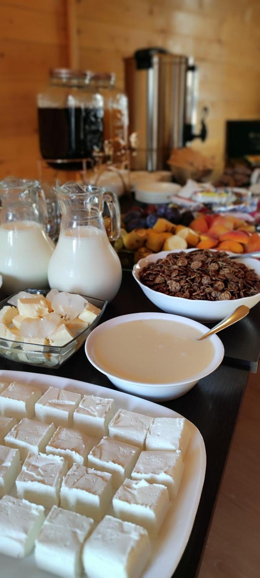 Everest Rest House تساجكادزور المظهر الخارجي الصورة